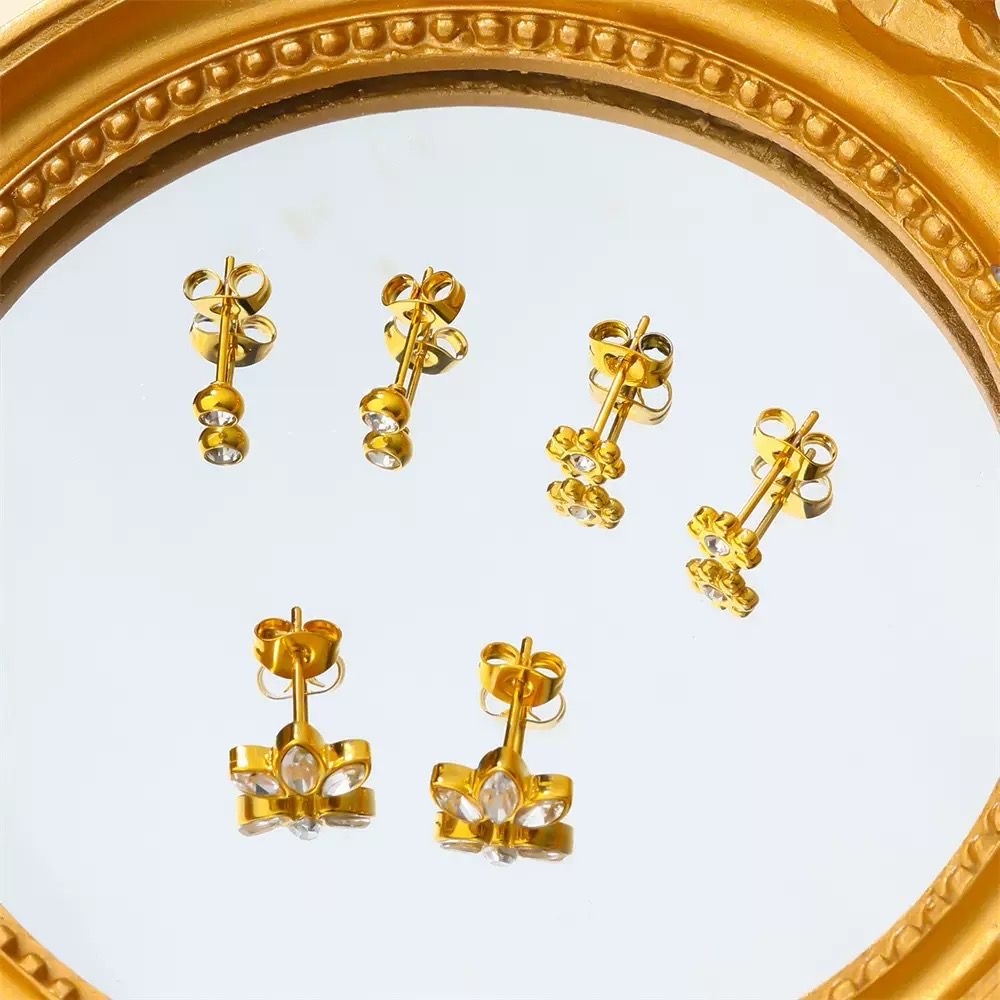 18K Gold Plated 3in1 Lily Stud Set